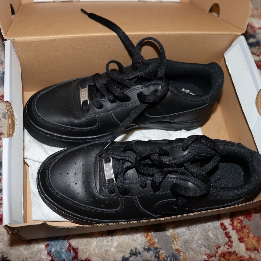 Great condition Air Force 1’s